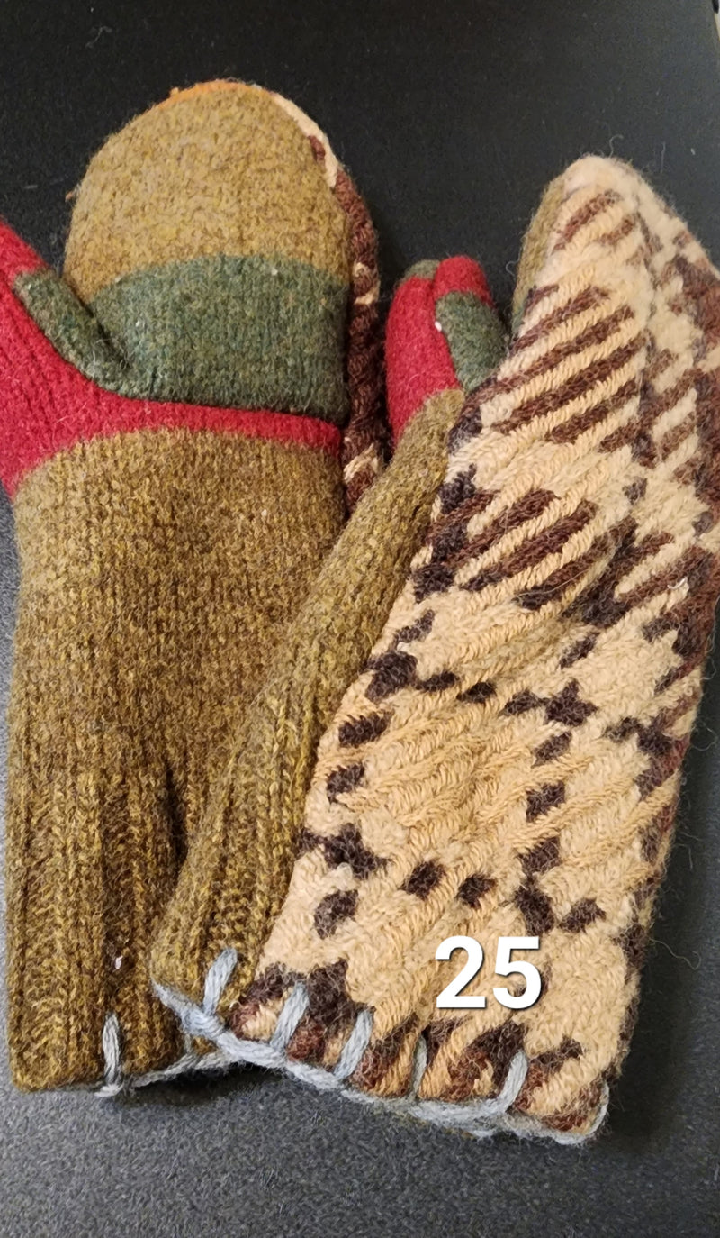 Hand Candy Mittens | Adults