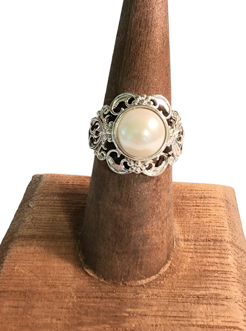 Mother of Pearl Ring